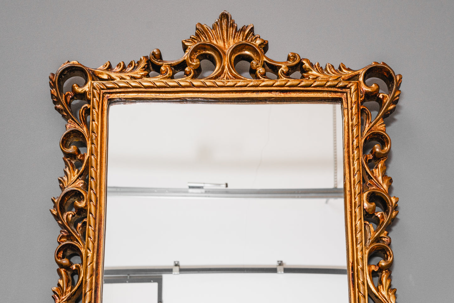 Eleganter Spiegel im Barock Stil