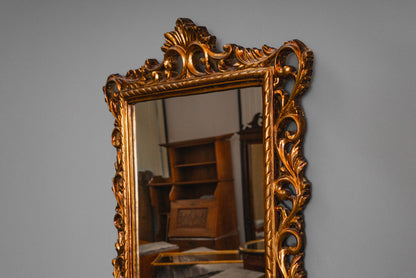 Eleganter Spiegel im Barock Stil