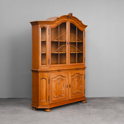 Wunderschöner Vitrinenschrank im Barock Stil