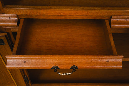 Wunderschöner Vitrinenschrank im Barock Stil