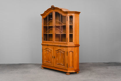 Wunderschöner Vitrinenschrank im Barock Stil