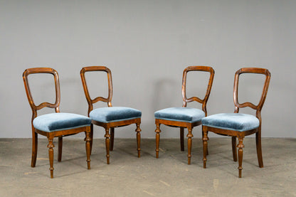 Elegantes 4er Set Stühle