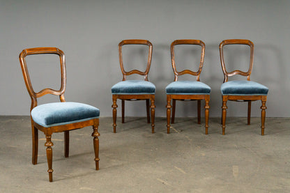Elegantes 4er Set Stühle