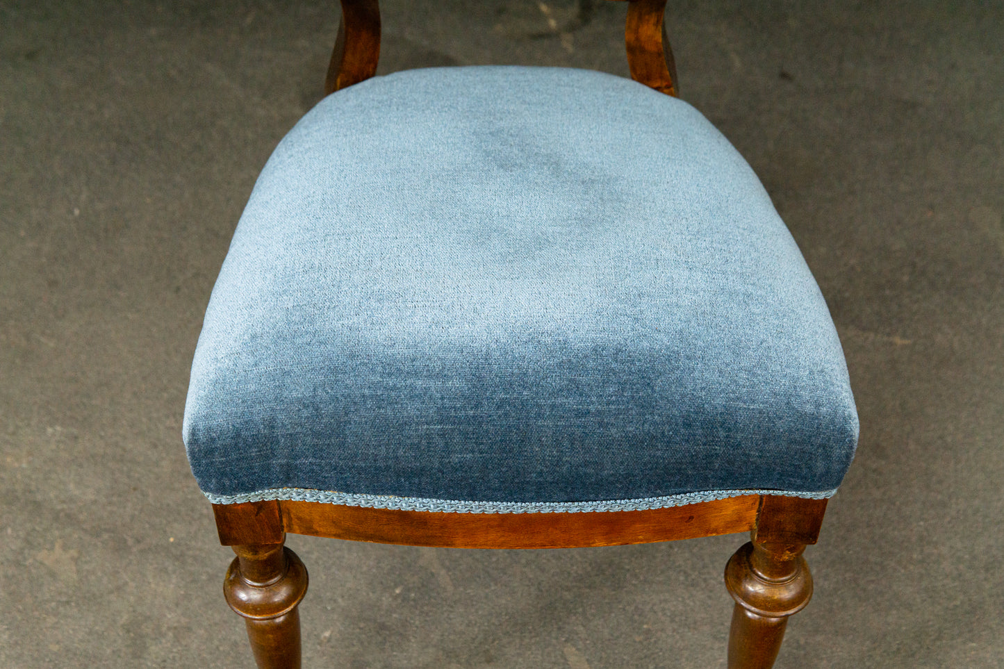 Elegantes 4er Set Stühle