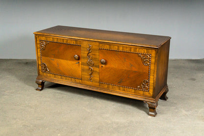 Schönes Art Déco Sideboard