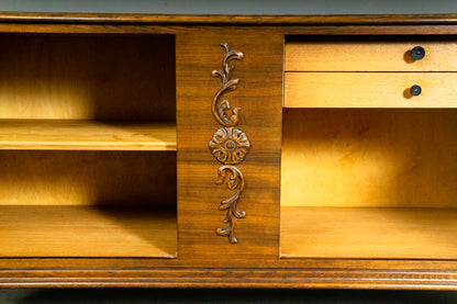Schönes Art Déco Sideboard