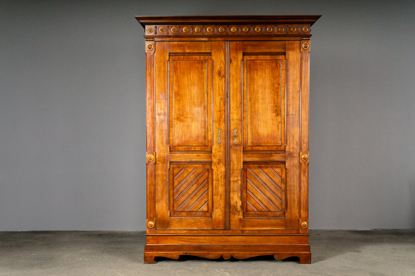 Wunderschöner Biedermeier Kleiderschrank