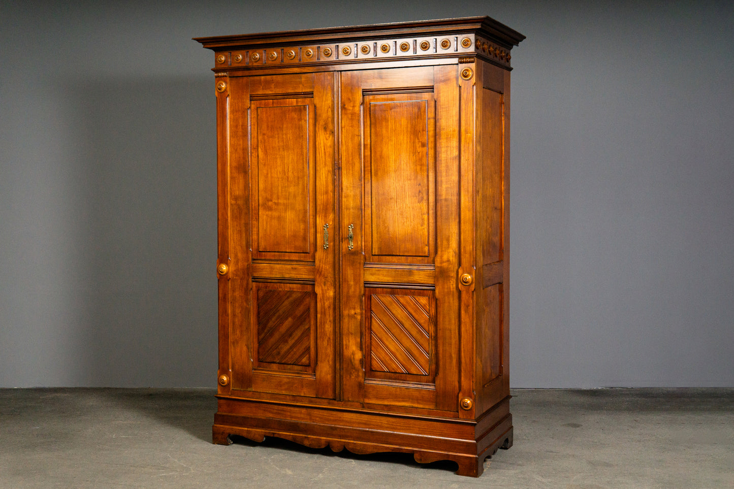 Wunderschöner Biedermeier Kleiderschrank