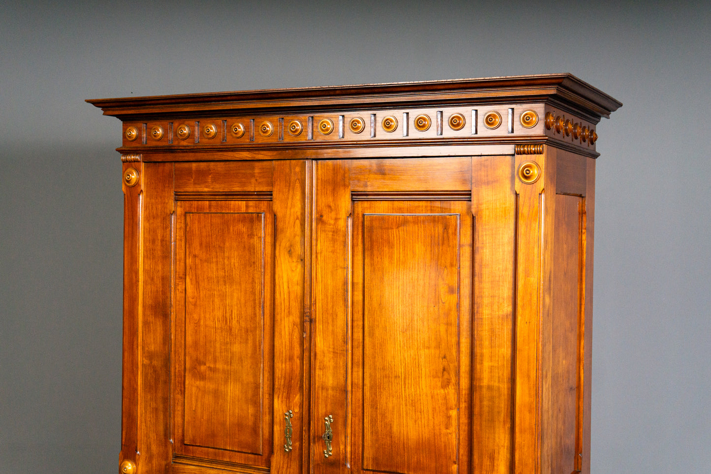 Wunderschöner Biedermeier Kleiderschrank