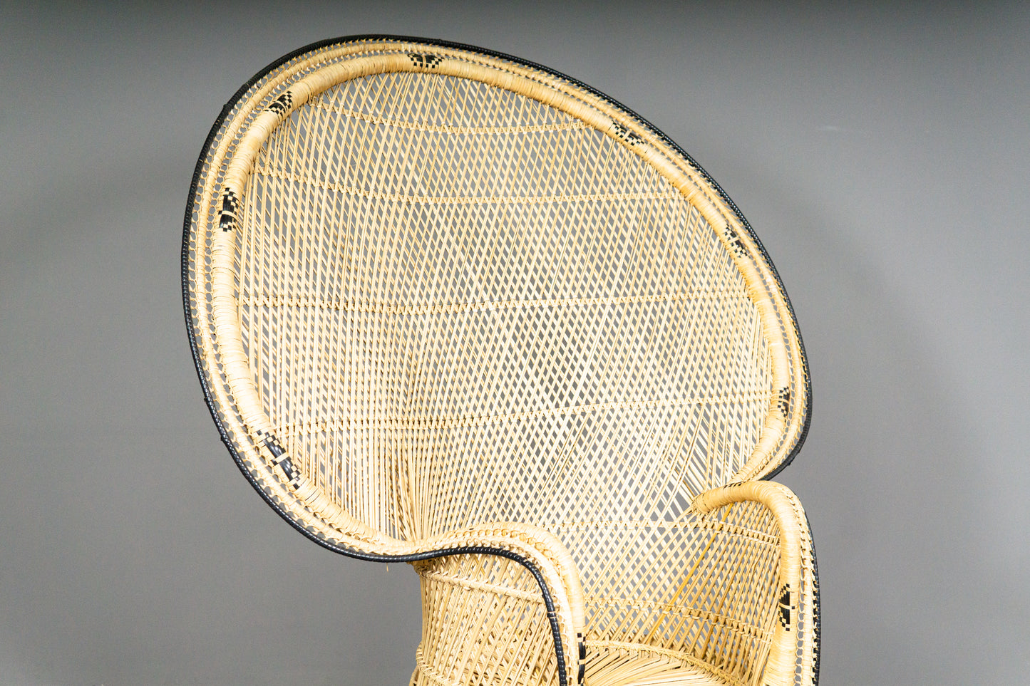 Wunderschöner Peacock Stuhl