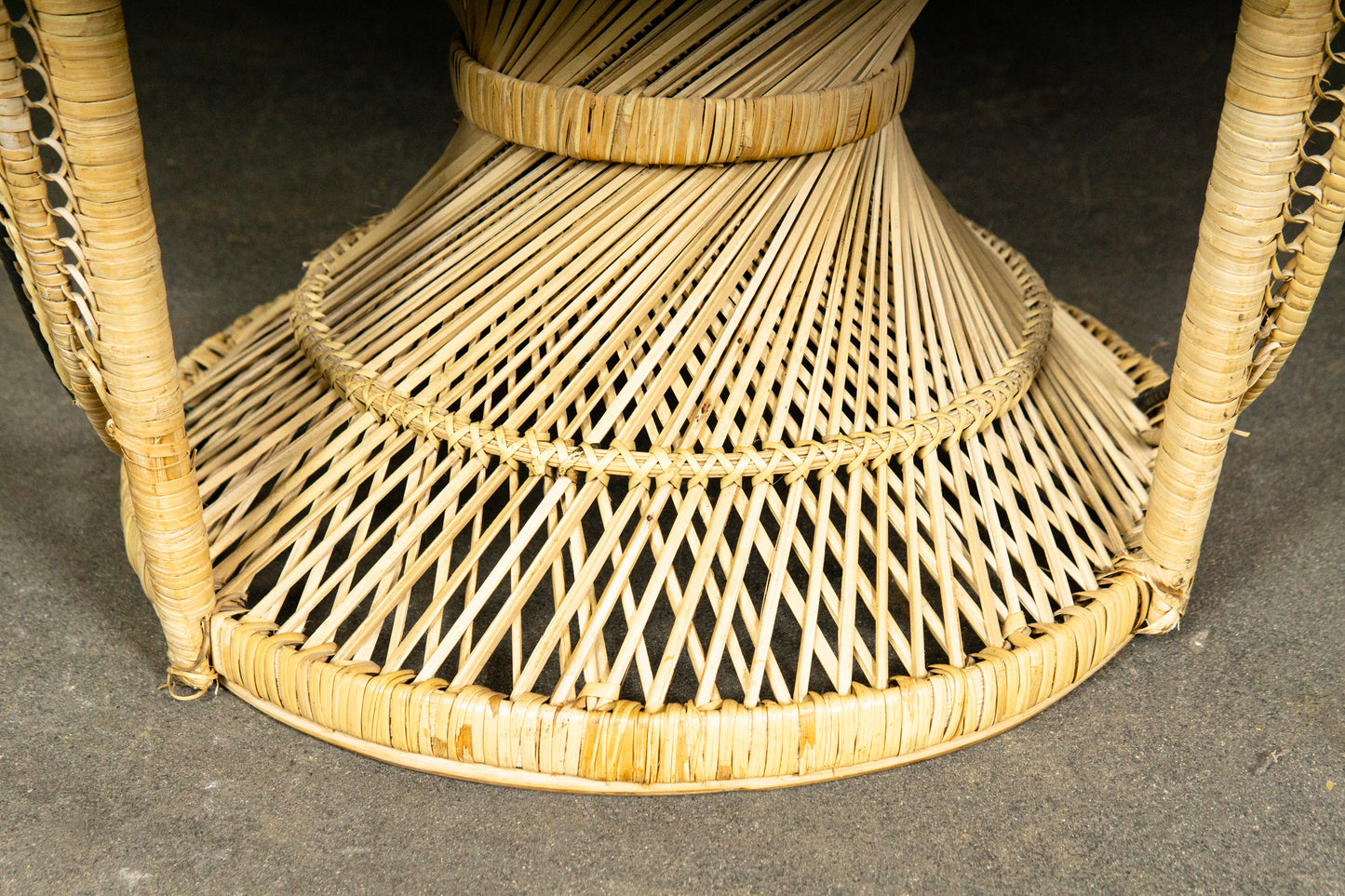 Wunderschöner Peacock Stuhl