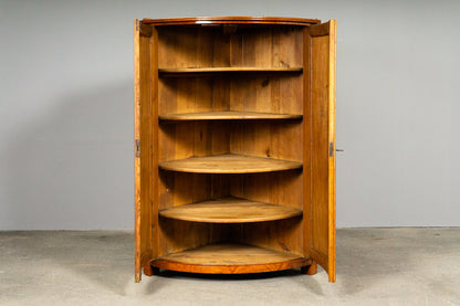 Biedermeier Eckschrank in Birke - 1.Hälfte des 19.Jahrhunderts