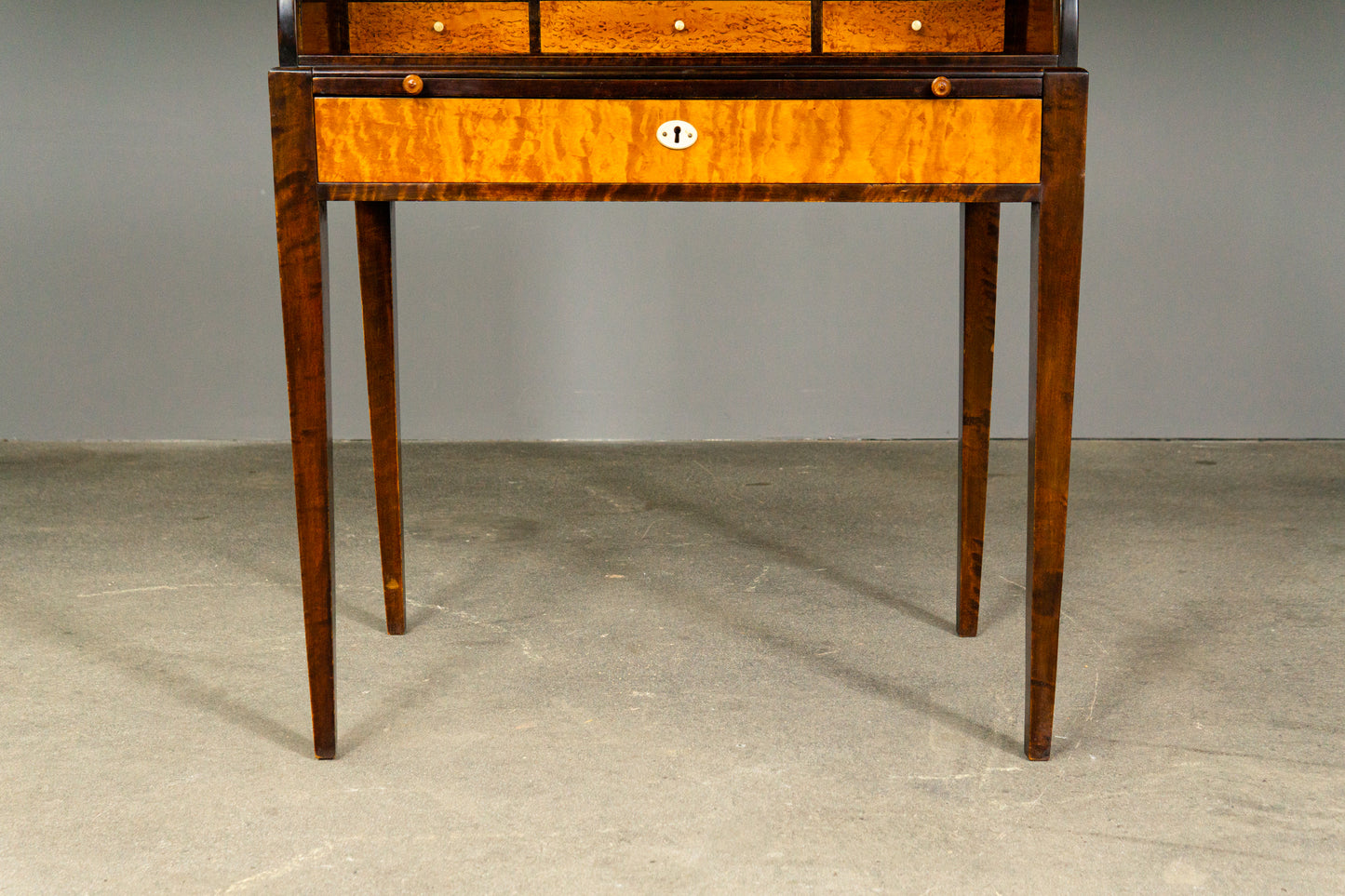 kleiner Sekretär im Biedermeier Stil