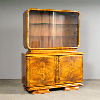 Beeindruckender Art Déco Vitrinenschrank