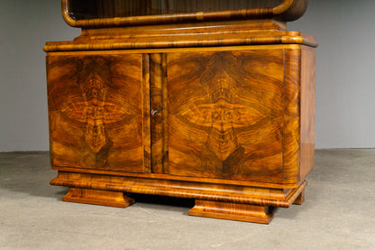 Beeindruckender Art Déco Vitrinenschrank
