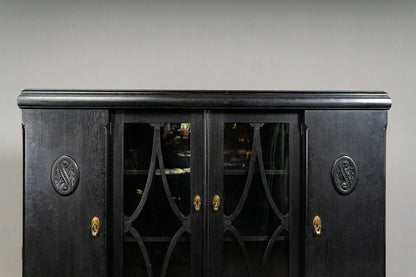 Schöner Jugendstil Bücherschrank