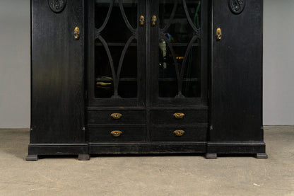 Schöner Jugendstil Bücherschrank