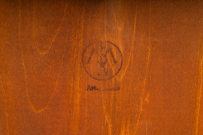 Süßes Mid-Century Bücherregal