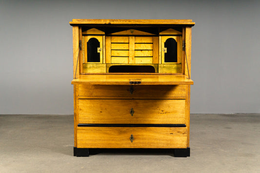 Stilvoller Biedermeier Sekretär