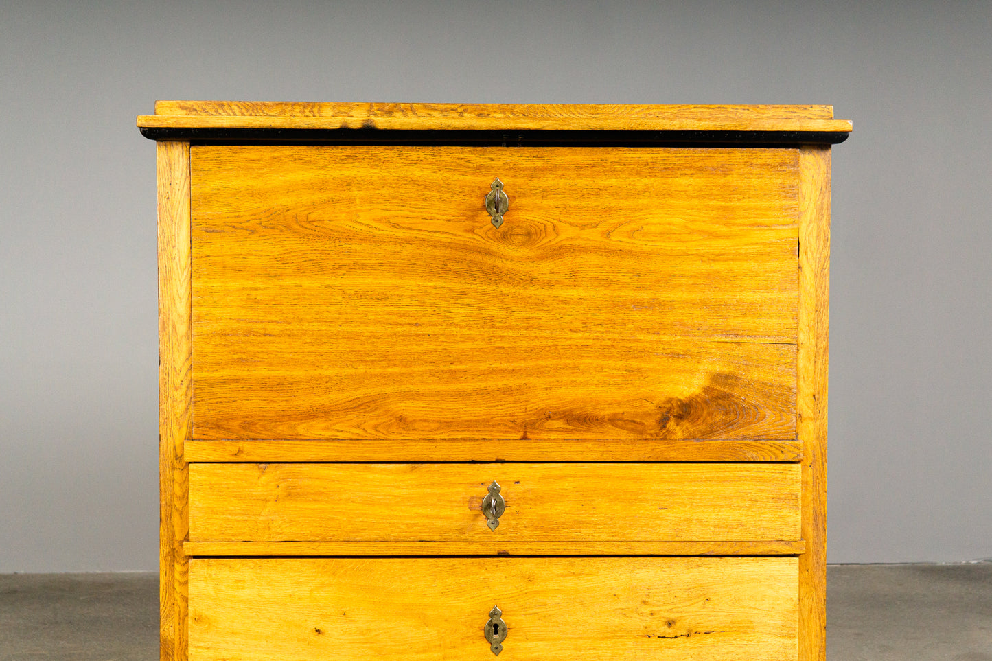 Stilvoller Biedermeier Sekretär