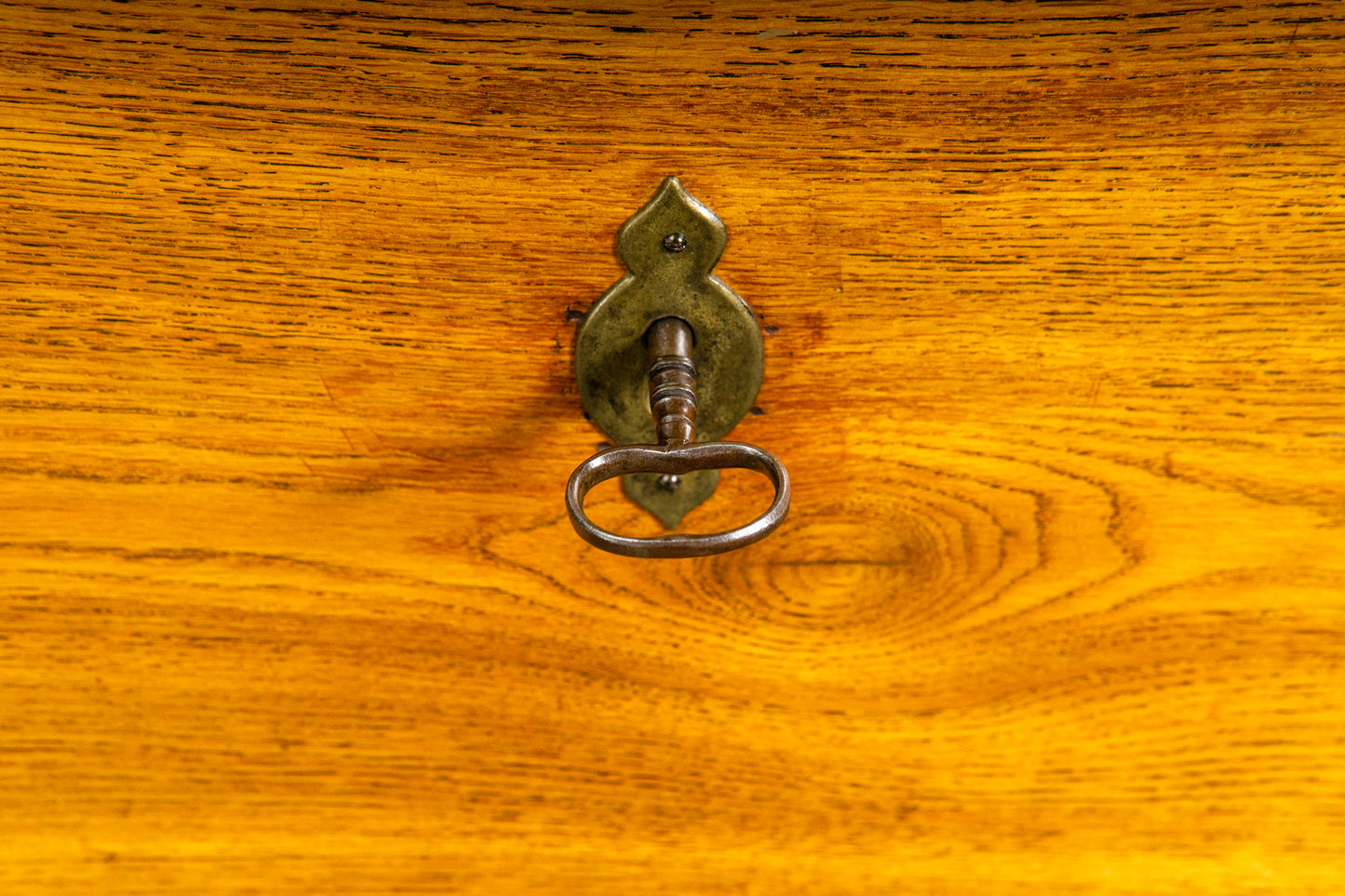 Stilvoller Biedermeier Sekretär