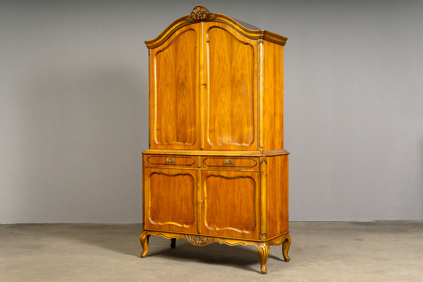 Schöner Buffetschrank im Barockstil
