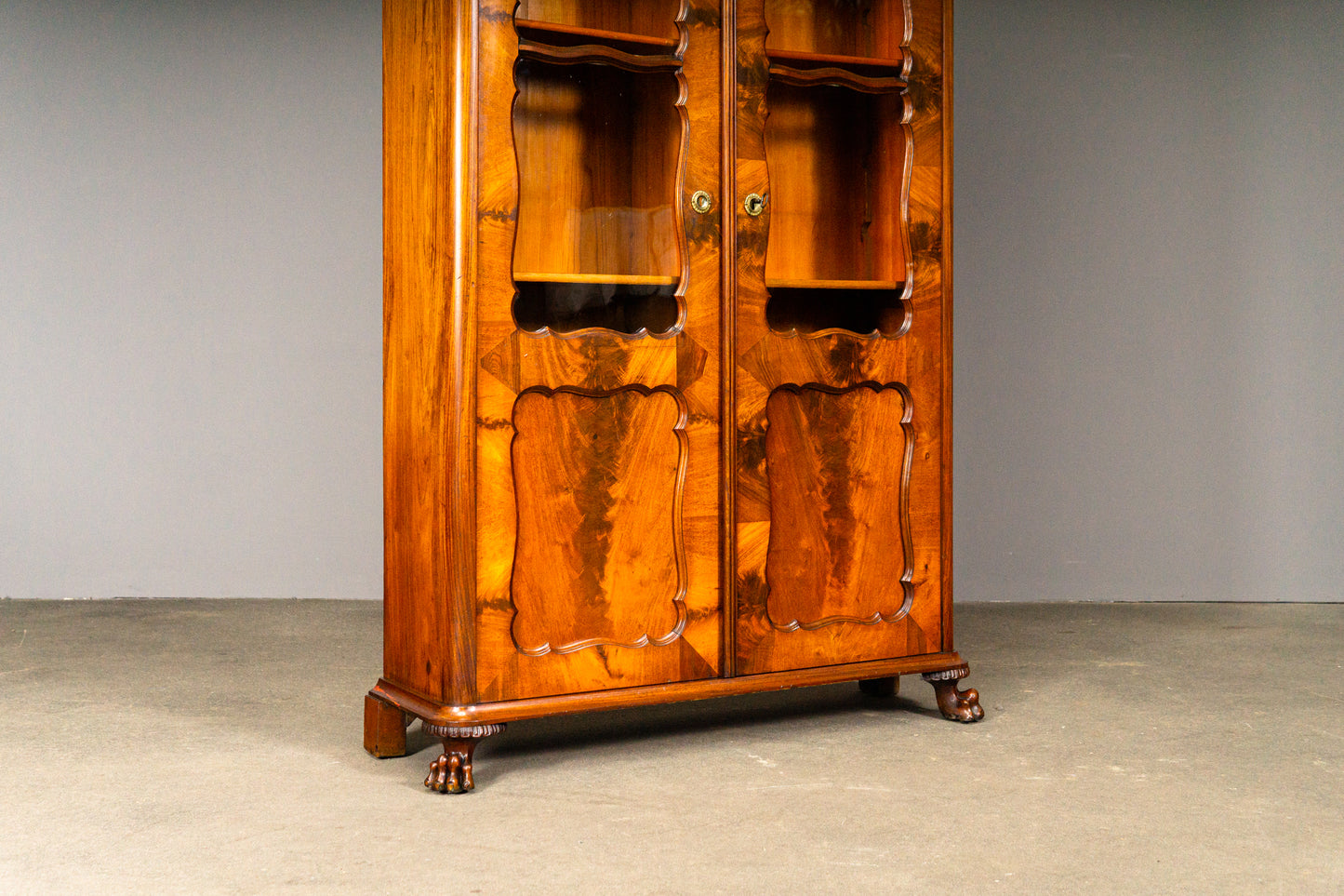 Elegante Louis Philippe Vitrine