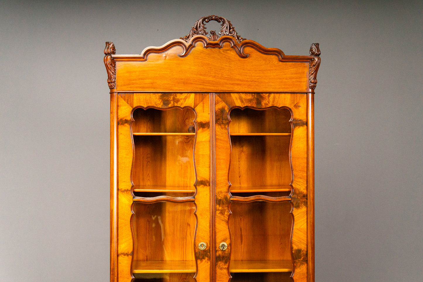 Elegante Louis Philippe Vitrine