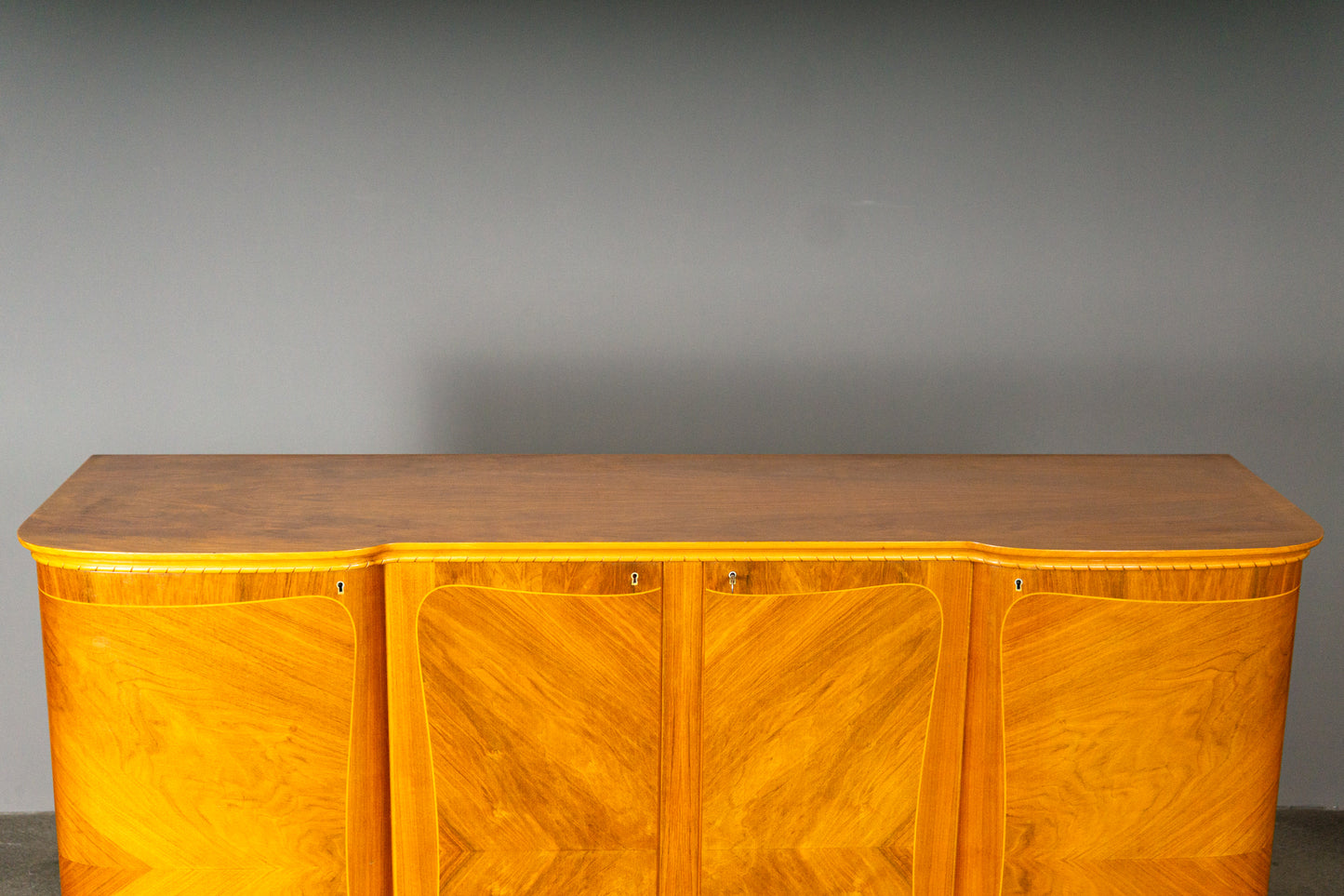 Schönes Sideboard im Art Déco Stil