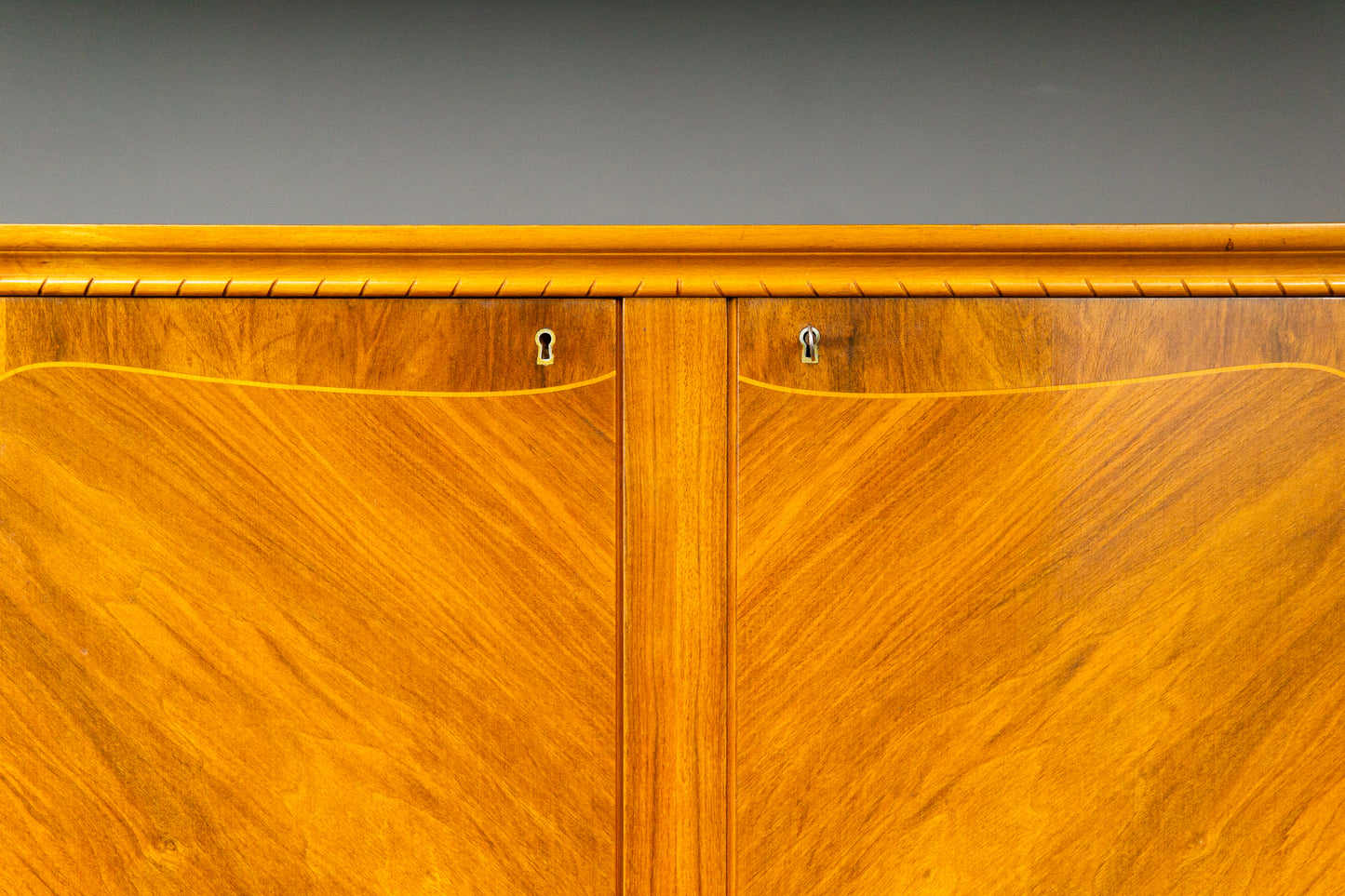 Schönes Sideboard im Art Déco Stil