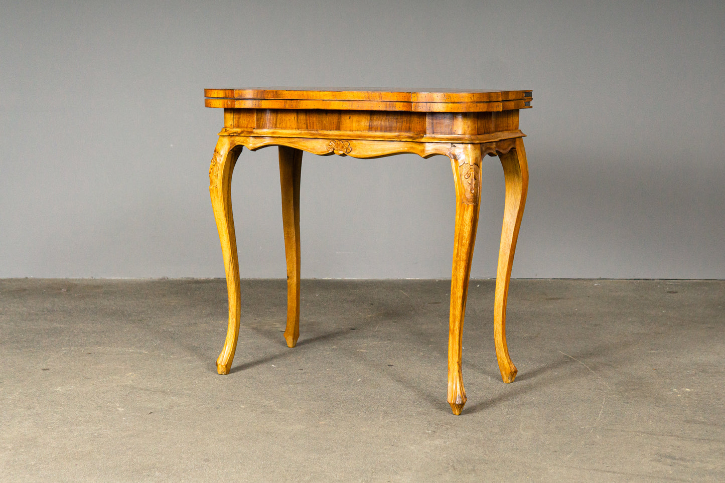 Elegante Konsole im Biedermeier Stil