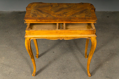 Elegante Konsole im Biedermeier Stil