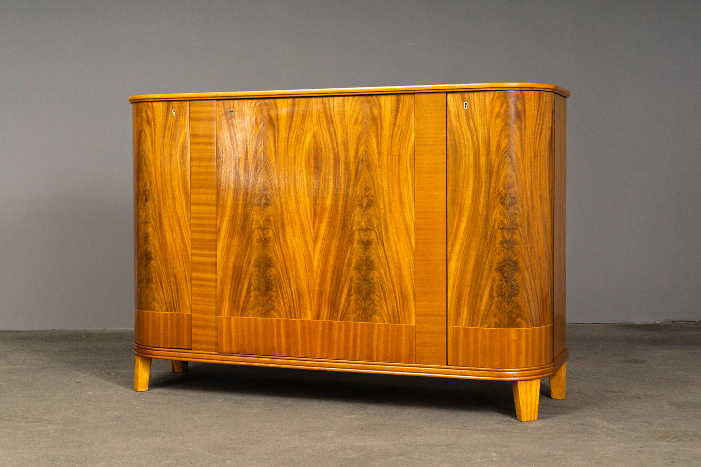 Schönes Art Déco Sideboard