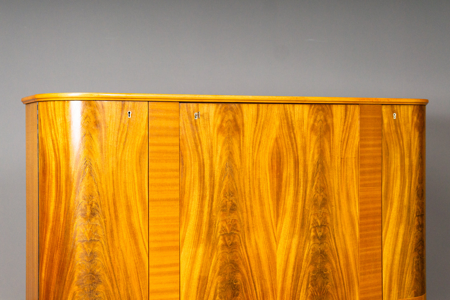 Schönes Art Déco Sideboard