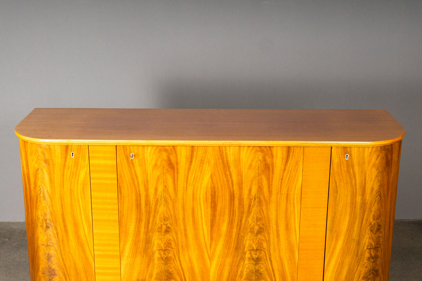 Schönes Art Déco Sideboard