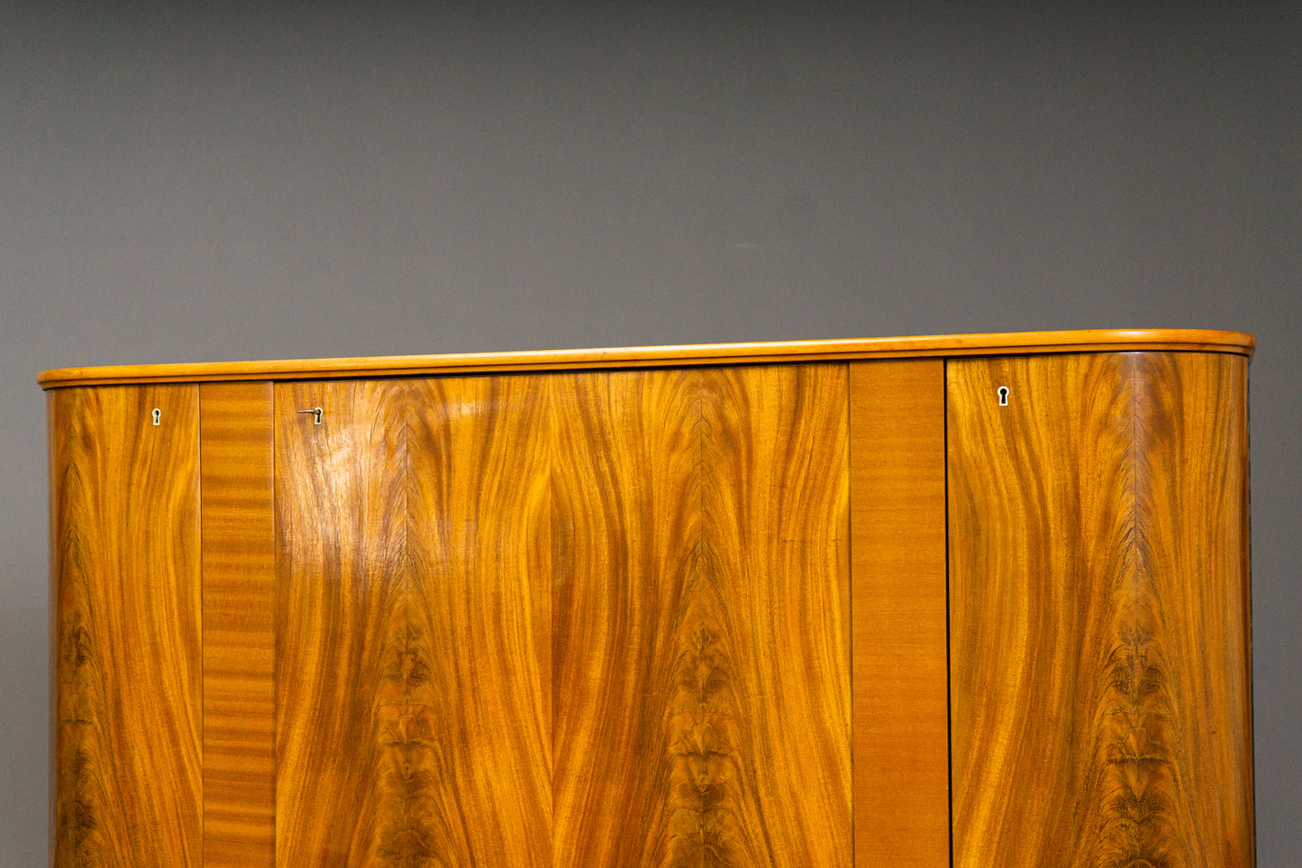 Schönes Art Déco Sideboard