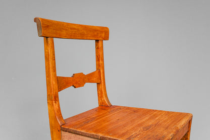 Schlichtes Paar Biedermeier Stühle