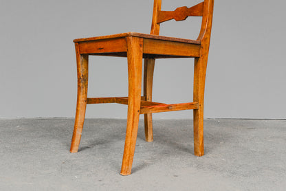 Schlichtes Paar Biedermeier Stühle