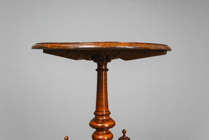 Eleganter Beistelltisch