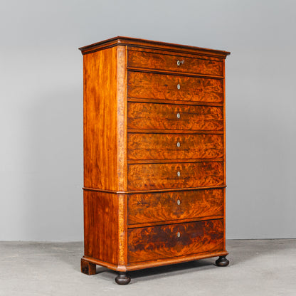 Wunderschönes Dänisches Chiffonier