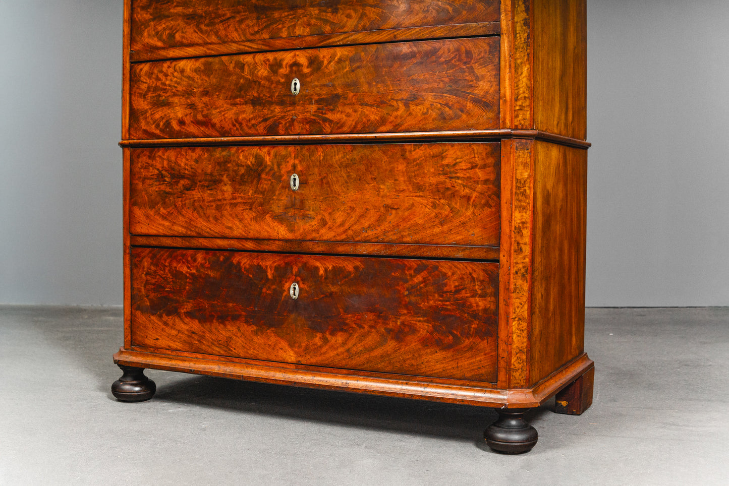 Wunderschönes Dänisches Chiffonier