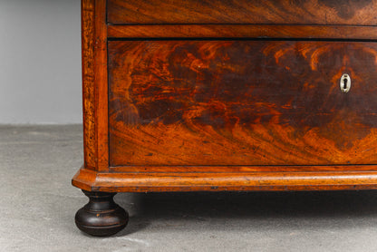 Wunderschönes Dänisches Chiffonier