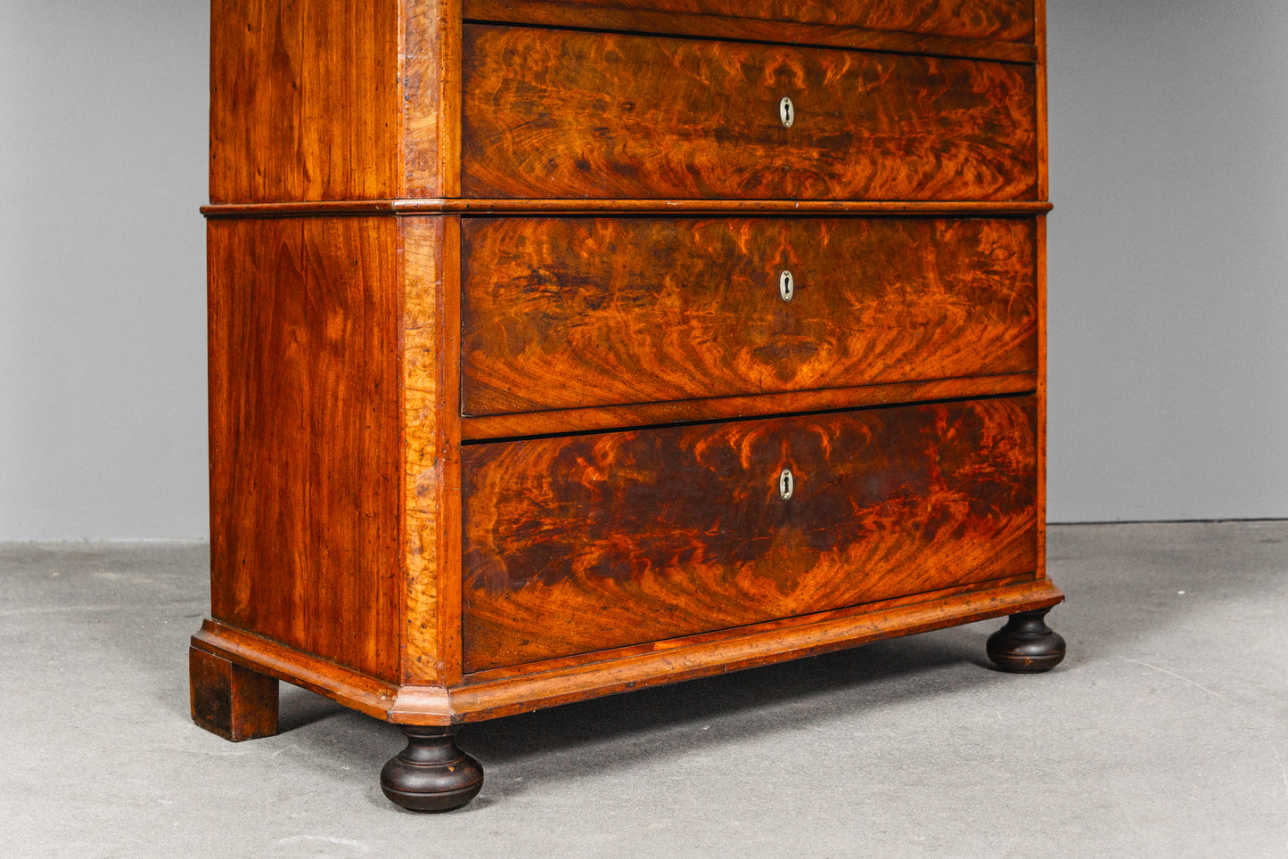 Wunderschönes Dänisches Chiffonier