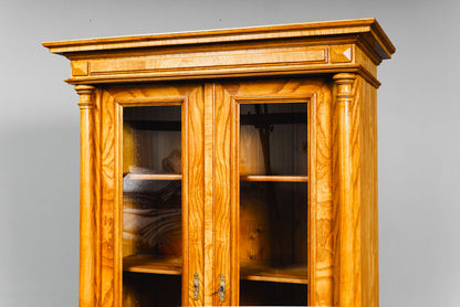 Eleganter Gründerzeit Bücherschrank