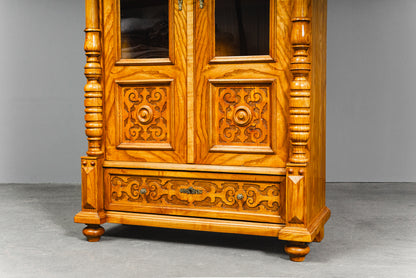Eleganter Gründerzeit Bücherschrank