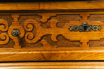 Eleganter Gründerzeit Bücherschrank