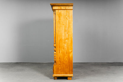 Eleganter Gründerzeit Bücherschrank