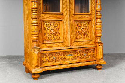 Eleganter Gründerzeit Bücherschrank