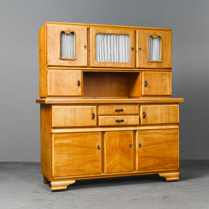 Praktisches Art Déco Küchenbuffet