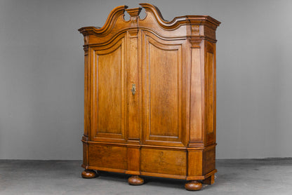 Beeindruckender Barockschrank